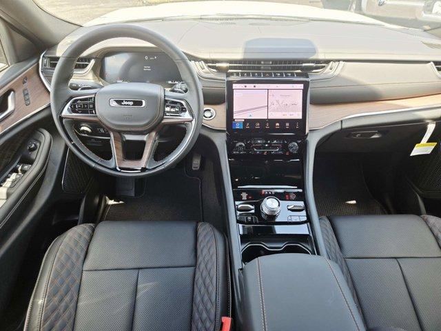 new 2025 Jeep Grand Cherokee car, priced at $57,580