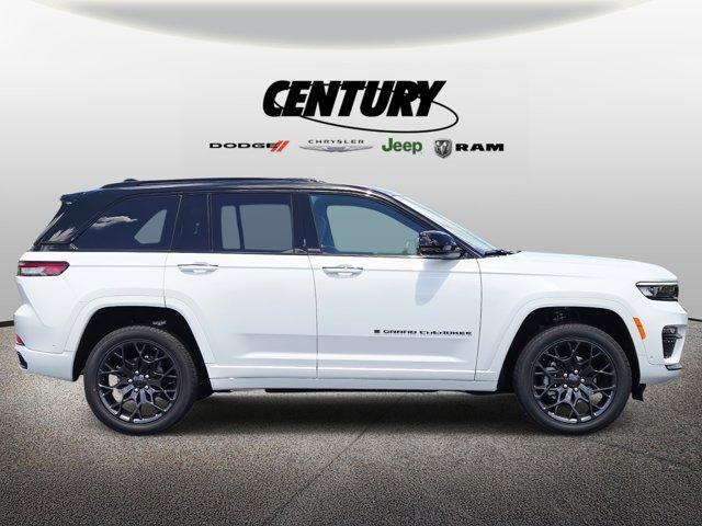 new 2025 Jeep Grand Cherokee car, priced at $57,580