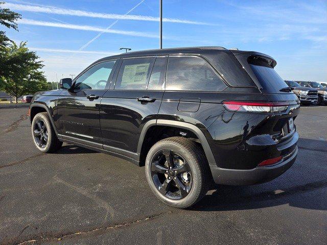 new 2024 Jeep Grand Cherokee car, priced at $40,520