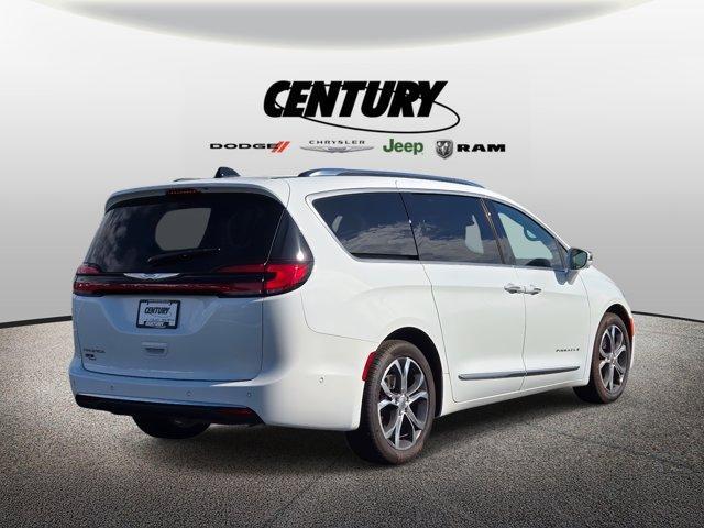 used 2024 Chrysler Pacifica car, priced at $43,977