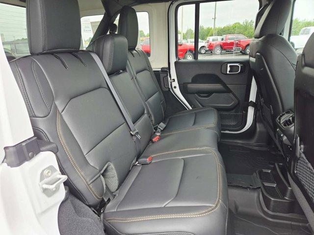 new 2025 Jeep Wrangler car, priced at $54,220