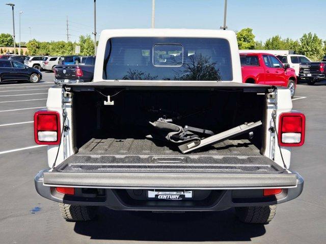 used 2024 Jeep Gladiator car, priced at $37,977