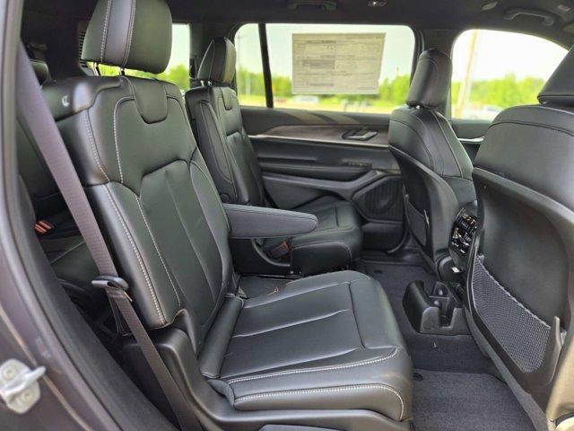 new 2025 Jeep Grand Cherokee L car, priced at $44,495