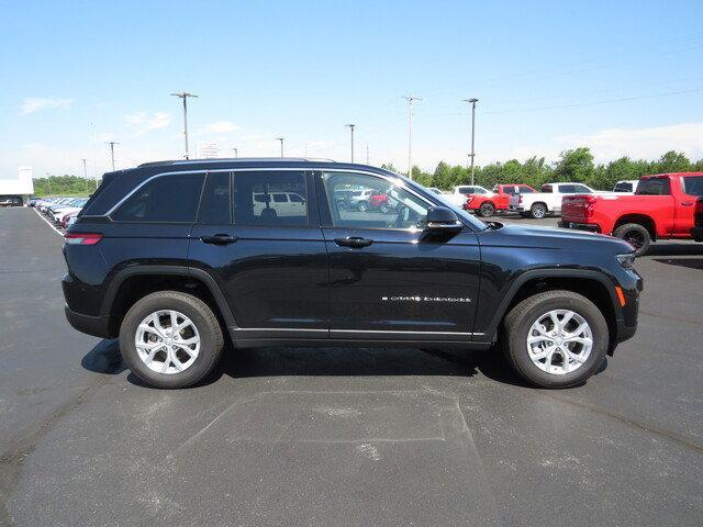 used 2023 Jeep Grand Cherokee car, priced at $34,977