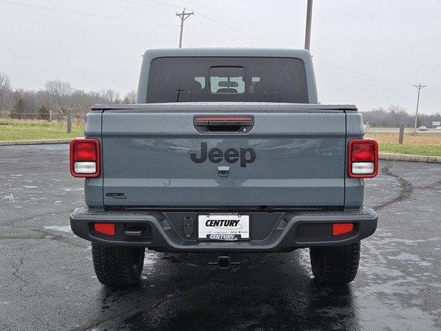 new 2025 Jeep Gladiator car, priced at $42,305