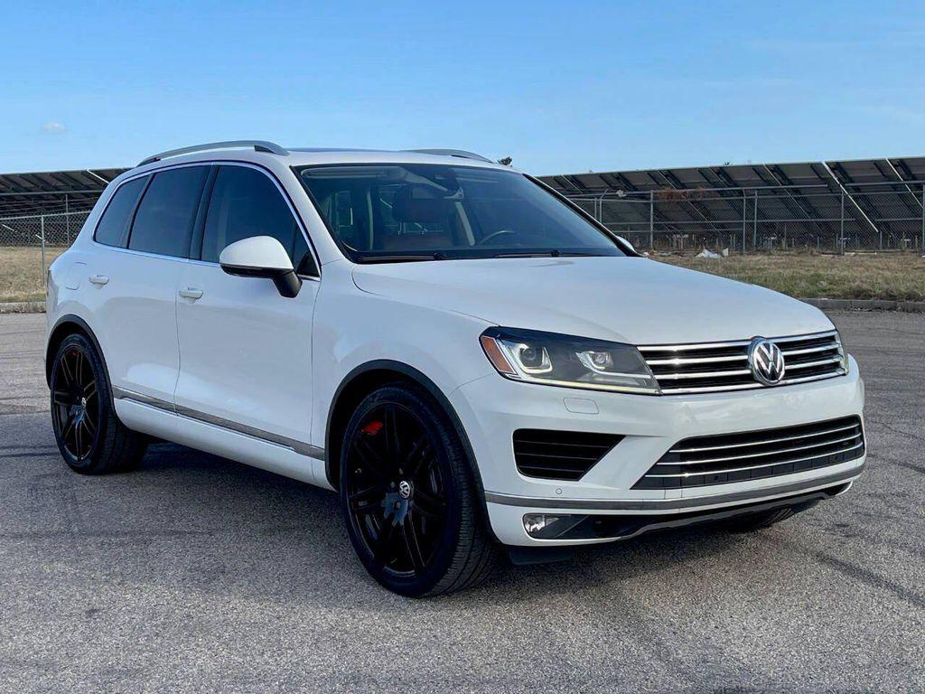 used 2016 Volkswagen Touareg car, priced at $22,975