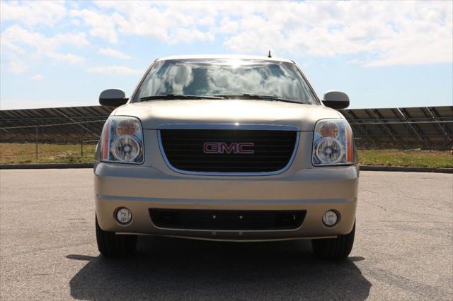 used 2013 GMC Yukon XL car, priced at $9,975