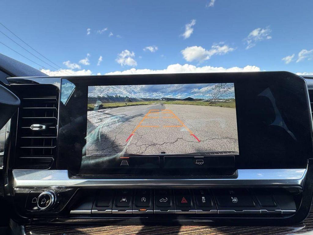 used 2023 GMC Sierra 1500 car, priced at $34,975