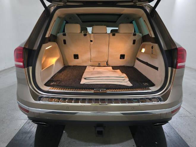 used 2016 Volkswagen Touareg car, priced at $17,975