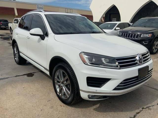 used 2016 Volkswagen Touareg car, priced at $15,975