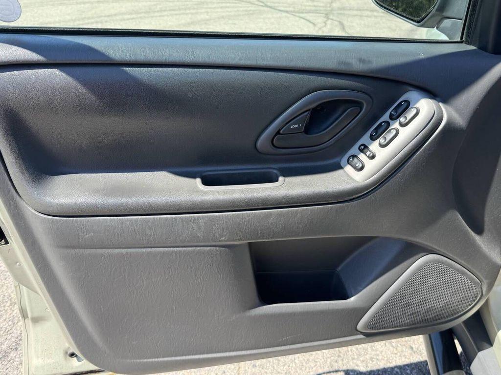 used 2006 Mazda Tribute car, priced at $4,975