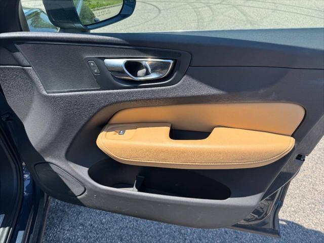 used 2018 Volvo XC60 car, priced at $17,975