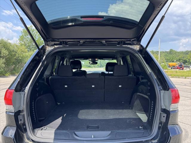 used 2017 Jeep Grand Cherokee car, priced at $11,975