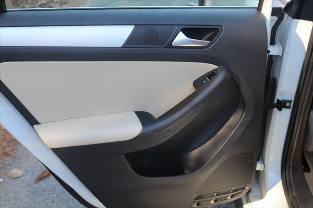 used 2014 Volkswagen Jetta Hybrid car, priced at $8,975