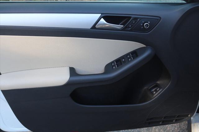 used 2014 Volkswagen Jetta Hybrid car, priced at $8,975
