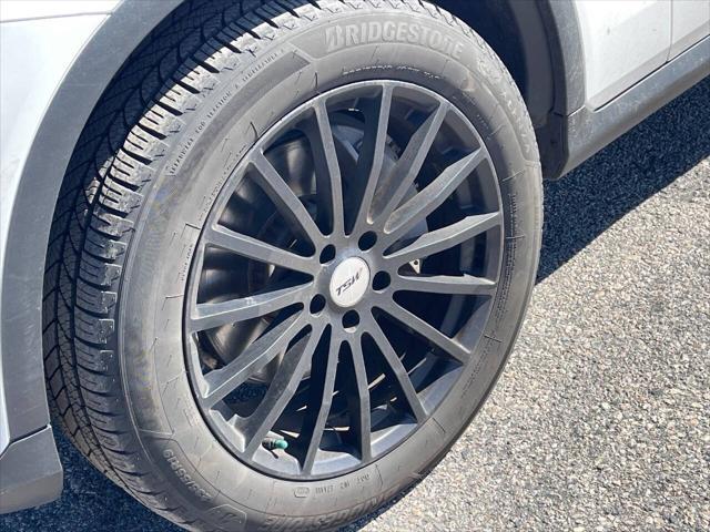 used 2019 Mercedes-Benz GLC 300 car, priced at $21,975
