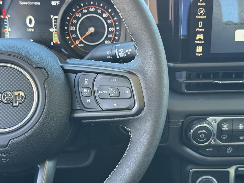 new 2025 Jeep Gladiator car, priced at $48,456