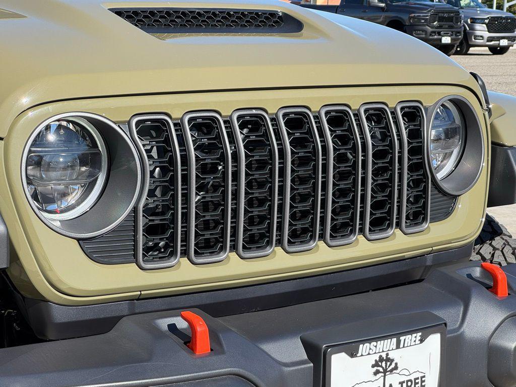 new 2025 Jeep Gladiator car, priced at $48,456