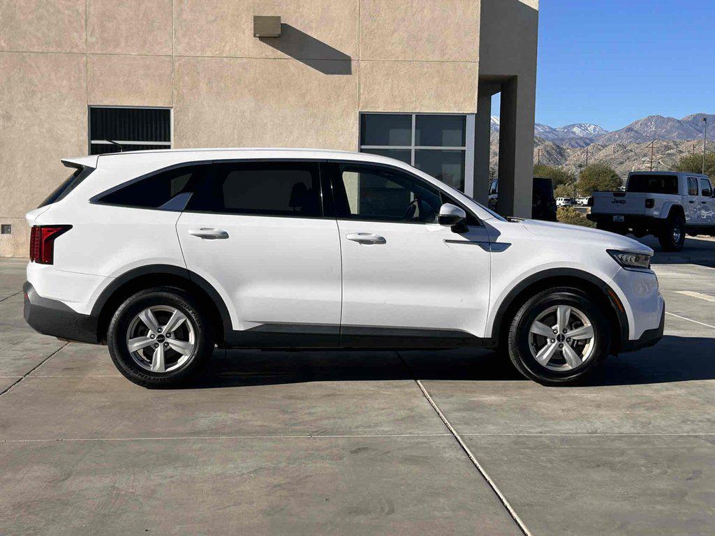 used 2023 Kia Sorento car, priced at $21,000