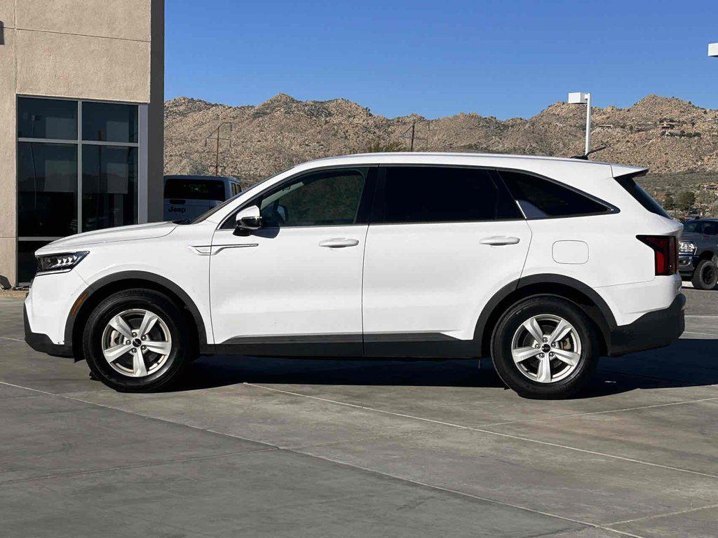 used 2023 Kia Sorento car, priced at $21,000
