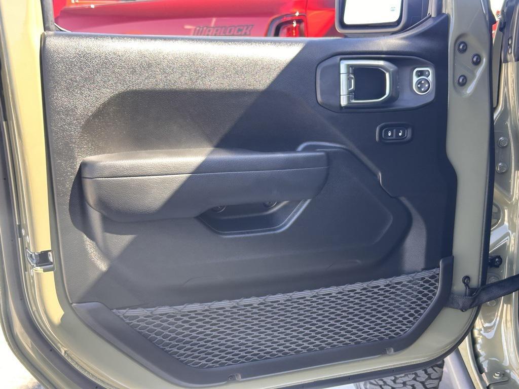 new 2025 Jeep Wrangler car, priced at $59,330