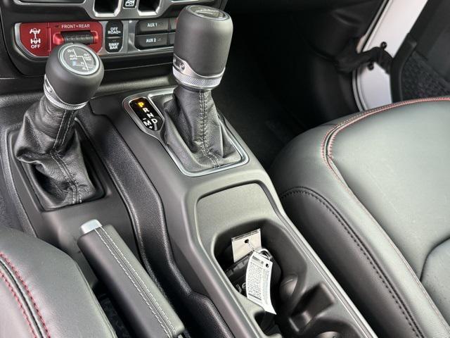 new 2025 Jeep Gladiator car, priced at $54,924
