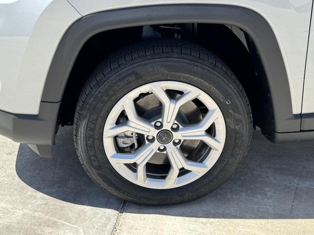 new 2025 Jeep Compass car, priced at $30,760