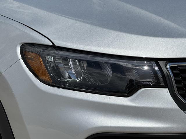 new 2025 Jeep Compass car, priced at $30,760