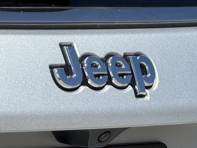 new 2025 Jeep Compass car, priced at $30,760