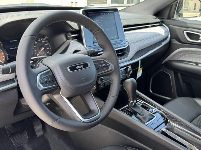 new 2025 Jeep Compass car, priced at $30,760