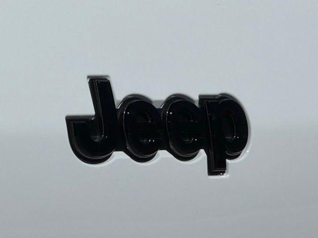 new 2025 Jeep Grand Cherokee L car, priced at $42,740