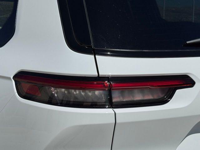 new 2025 Jeep Grand Cherokee L car, priced at $42,740