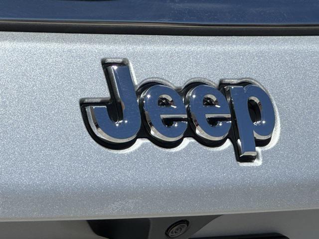 new 2025 Jeep Compass car, priced at $30,760