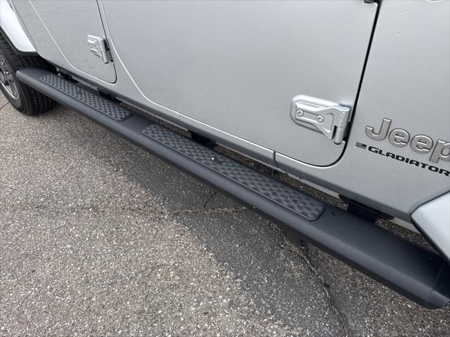 used 2023 Jeep Gladiator car, priced at $29,000
