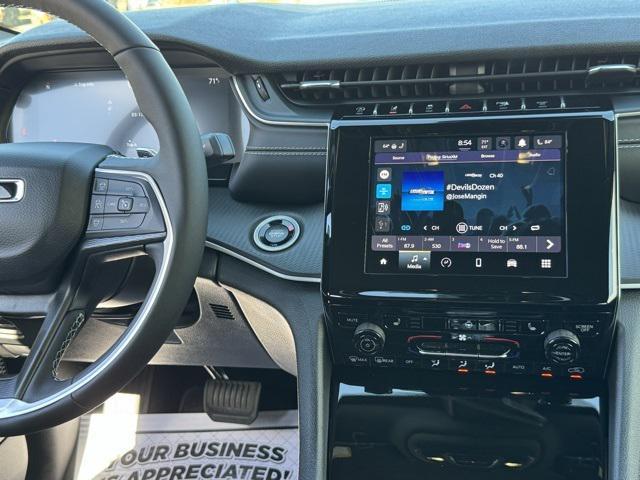 new 2025 Jeep Grand Cherokee car, priced at $44,033
