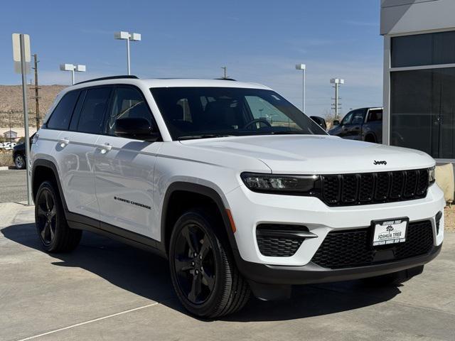 new 2025 Jeep Grand Cherokee car, priced at $44,033