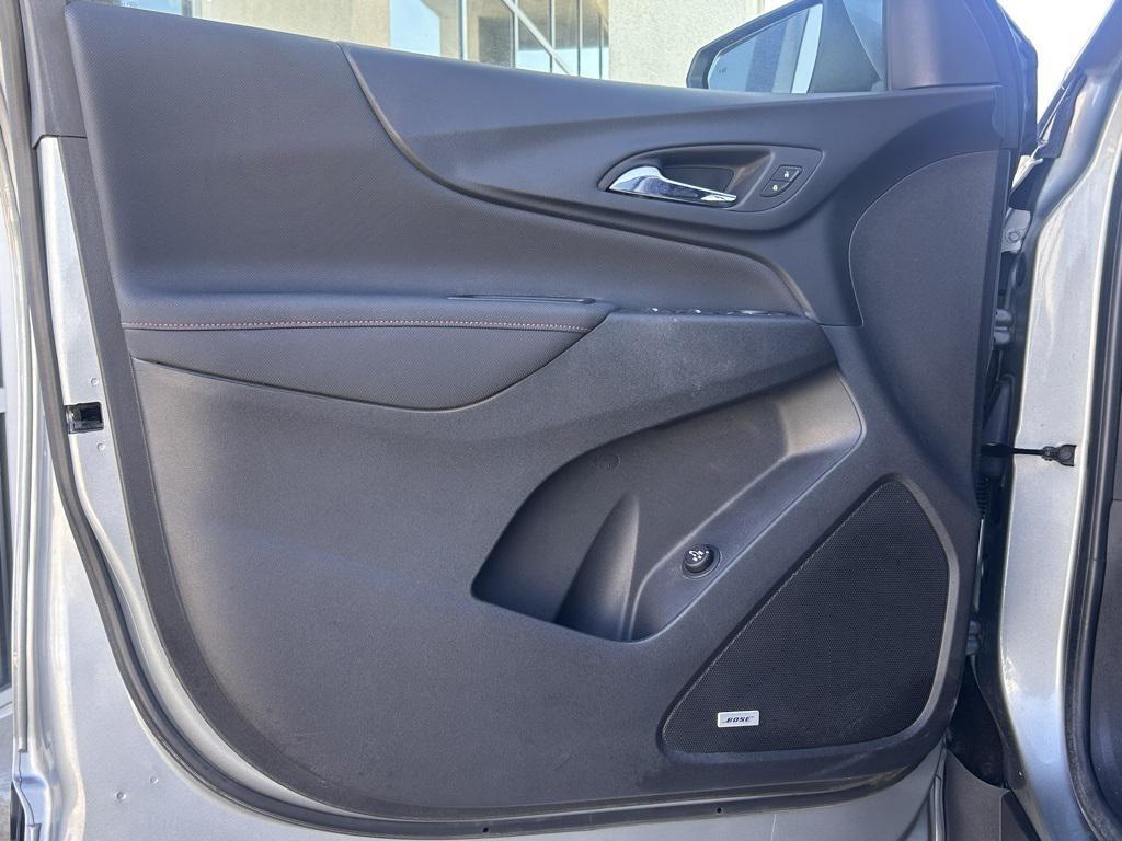 used 2023 Chevrolet Equinox car, priced at $25,000