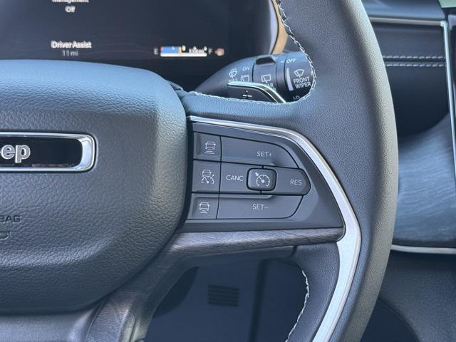 new 2025 Jeep Grand Cherokee car, priced at $46,227