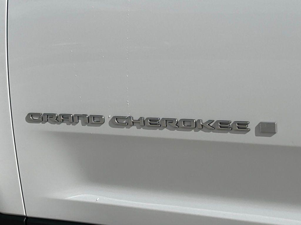 new 2025 Jeep Grand Cherokee L car, priced at $37,941