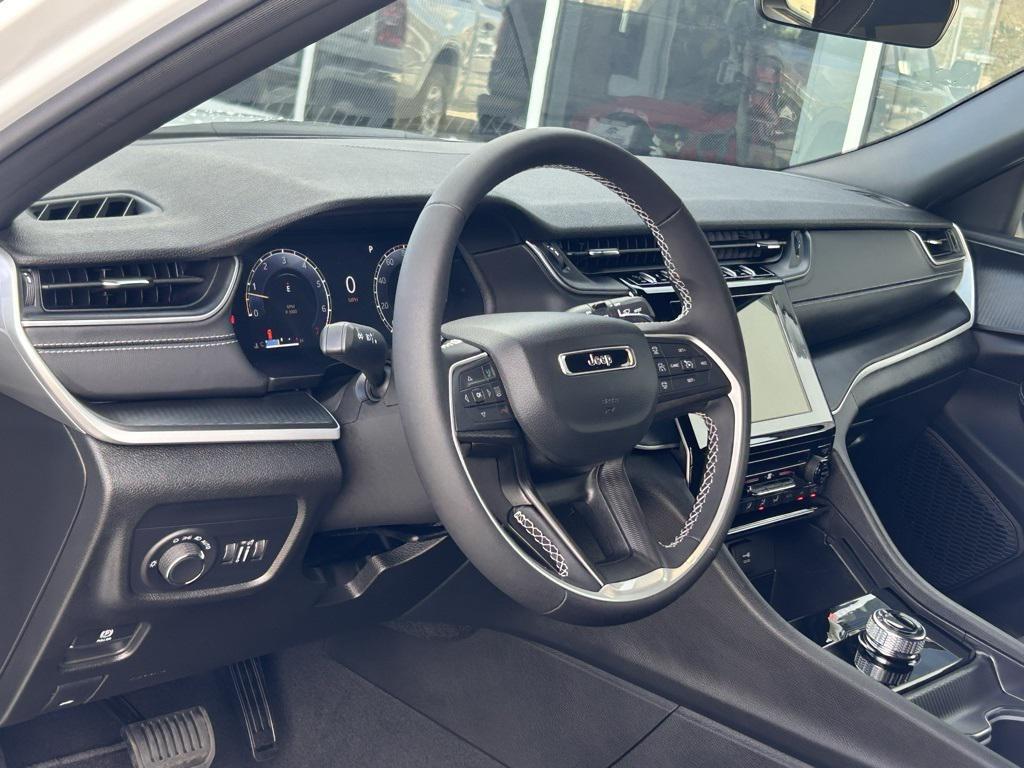 new 2025 Jeep Grand Cherokee L car, priced at $37,941