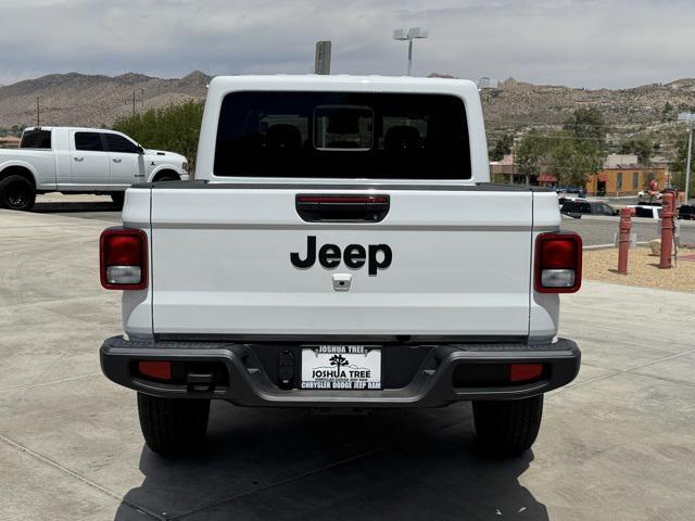 new 2025 Jeep Gladiator car, priced at $45,484
