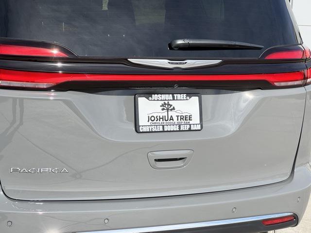 new 2025 Chrysler Pacifica car, priced at $40,302