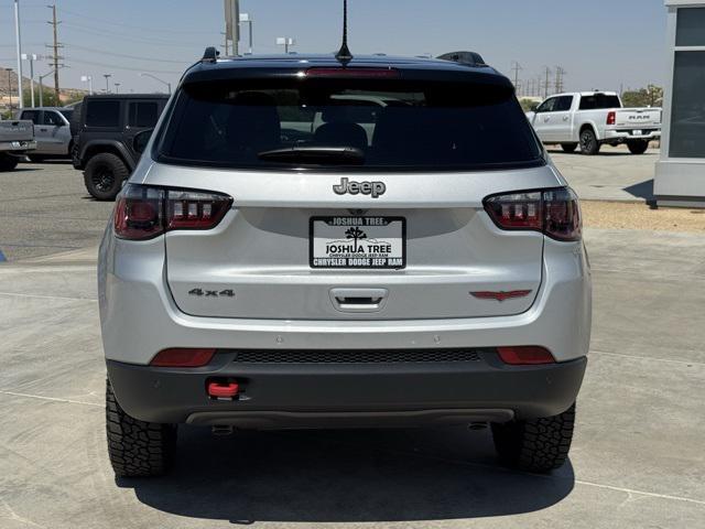 new 2025 Jeep Compass car, priced at $33,485