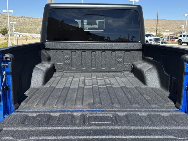new 2025 Jeep Gladiator car, priced at $46,760
