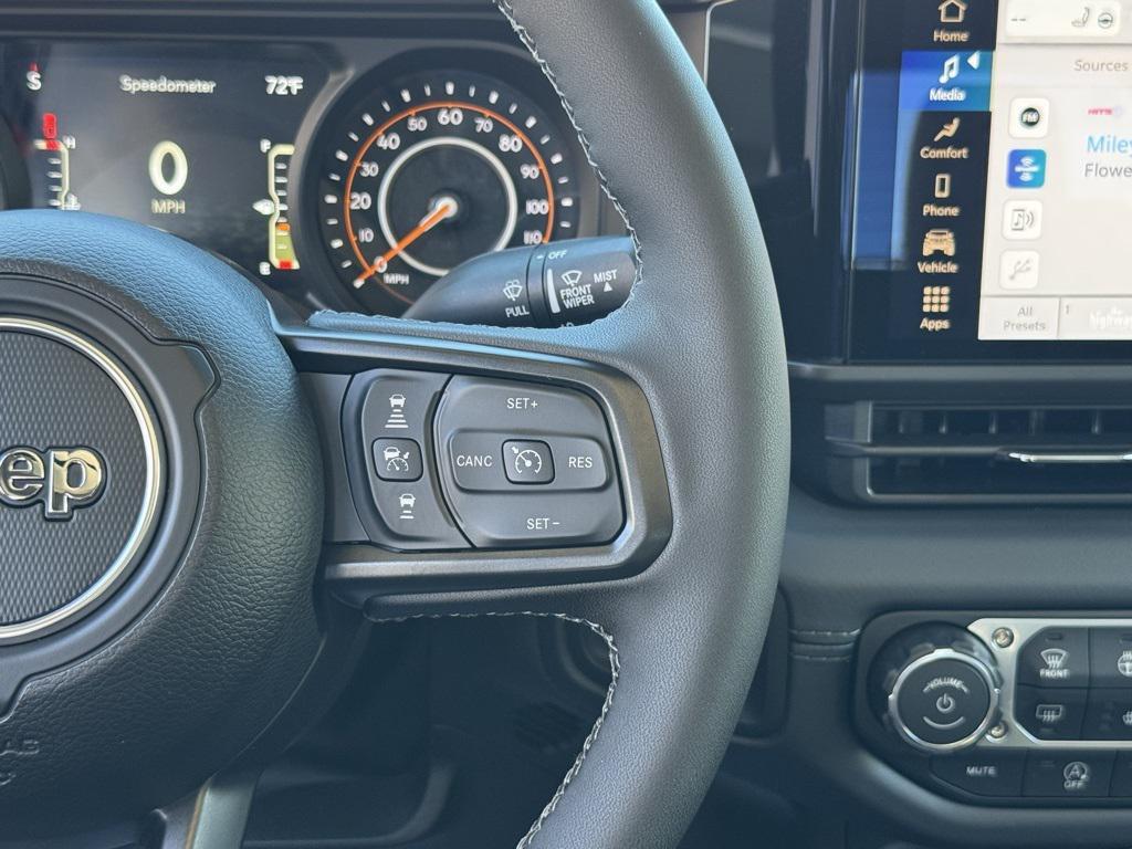 new 2026 Jeep Gladiator car, priced at $57,230