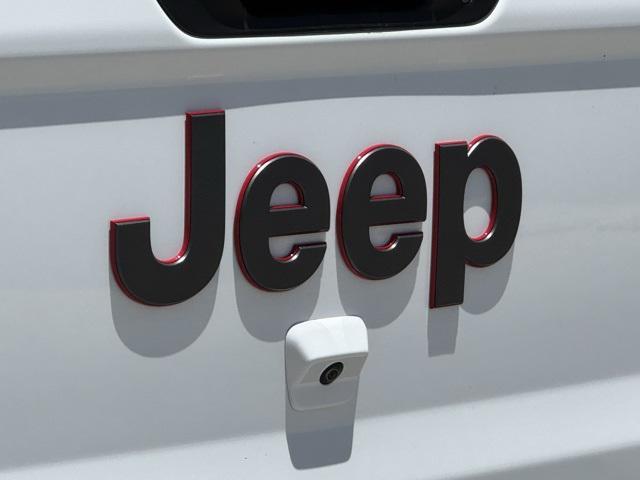 new 2025 Jeep Gladiator car, priced at $49,051