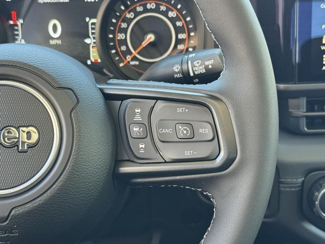 new 2025 Jeep Gladiator car, priced at $45,364