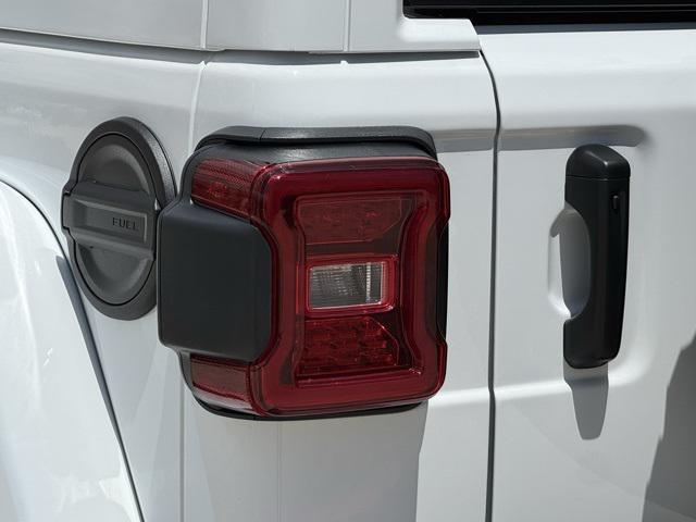 new 2025 Jeep Wrangler car, priced at $62,427