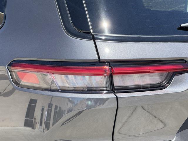 new 2025 Jeep Grand Cherokee L car, priced at $45,167