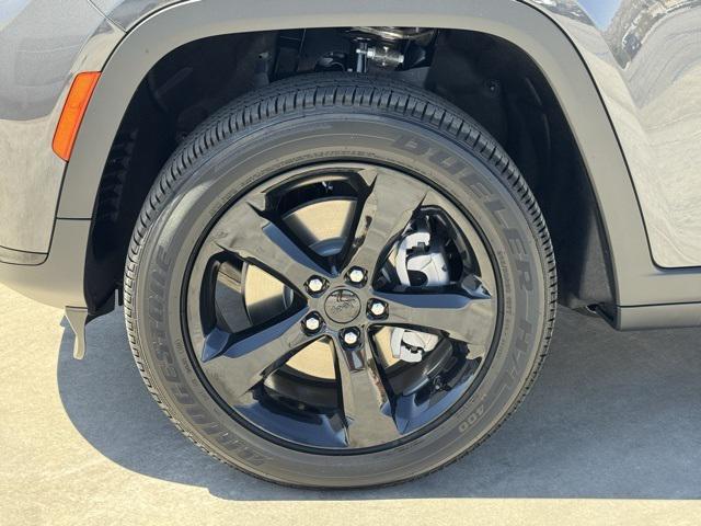 new 2025 Jeep Grand Cherokee L car, priced at $45,167
